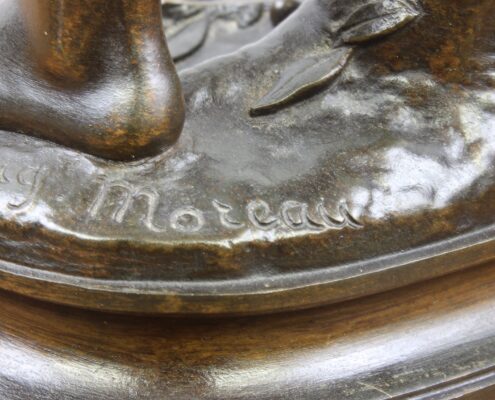 Bronzen beeld, Jongentje speelt viool, Auguste Moreau, 1834-1917, De Baanhoeve, NL Antiques